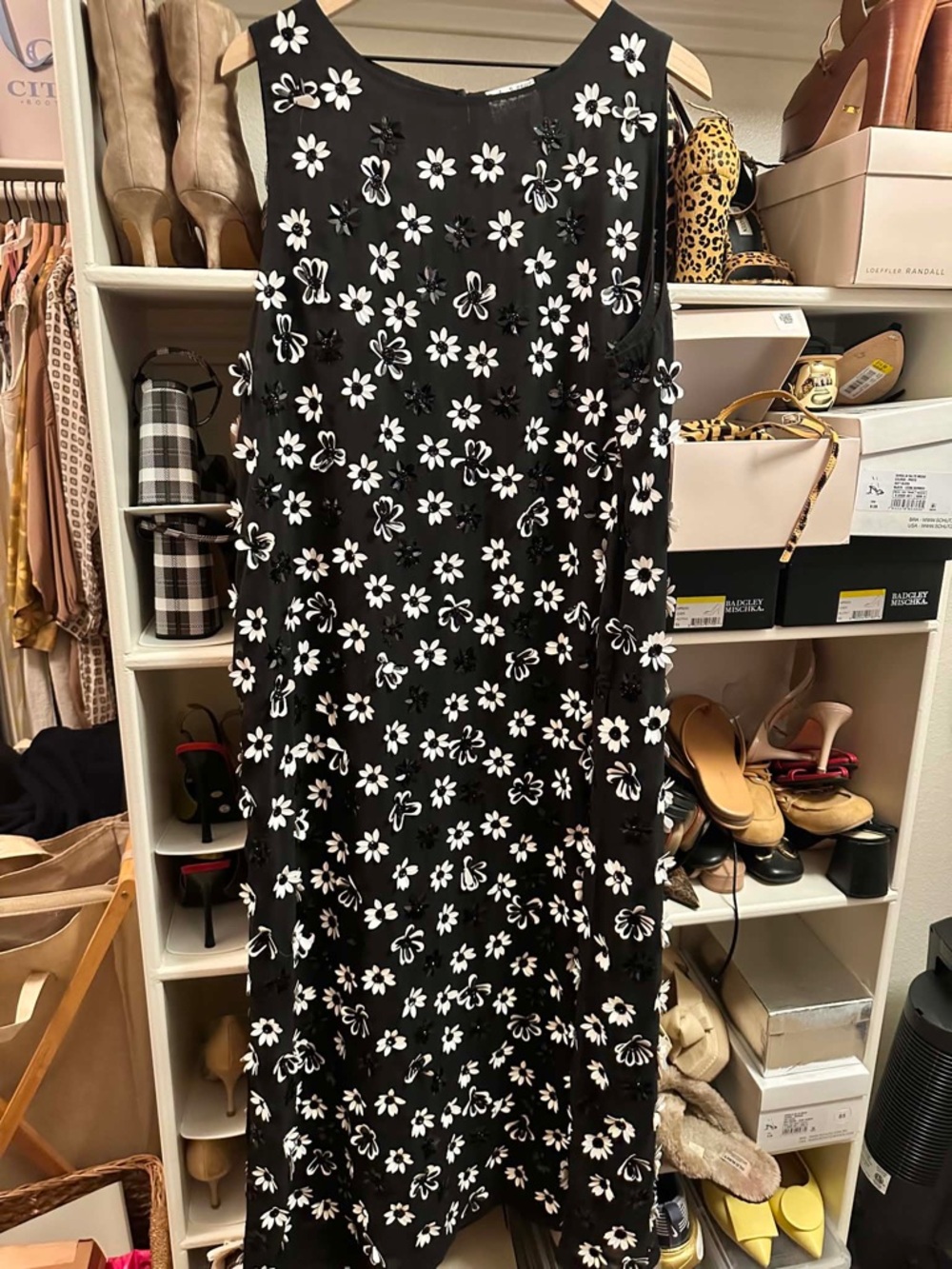 La Vie Style HousBlack Maxi Dress with White Floral Appliqué